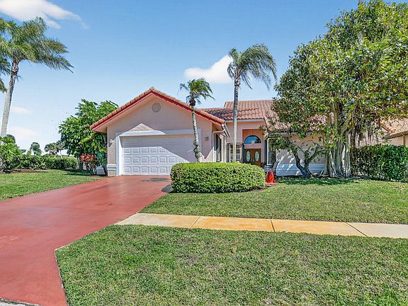 3rd image of 19260 Cherry Hills Terrace