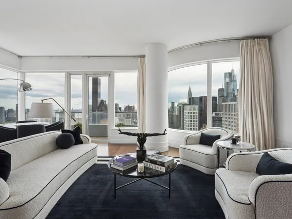 252 East 57th Street image 1 of 14
