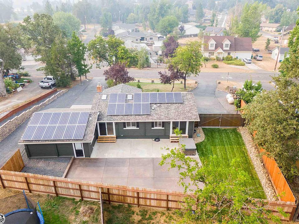 1st image of 20549 Willow Springs Dr