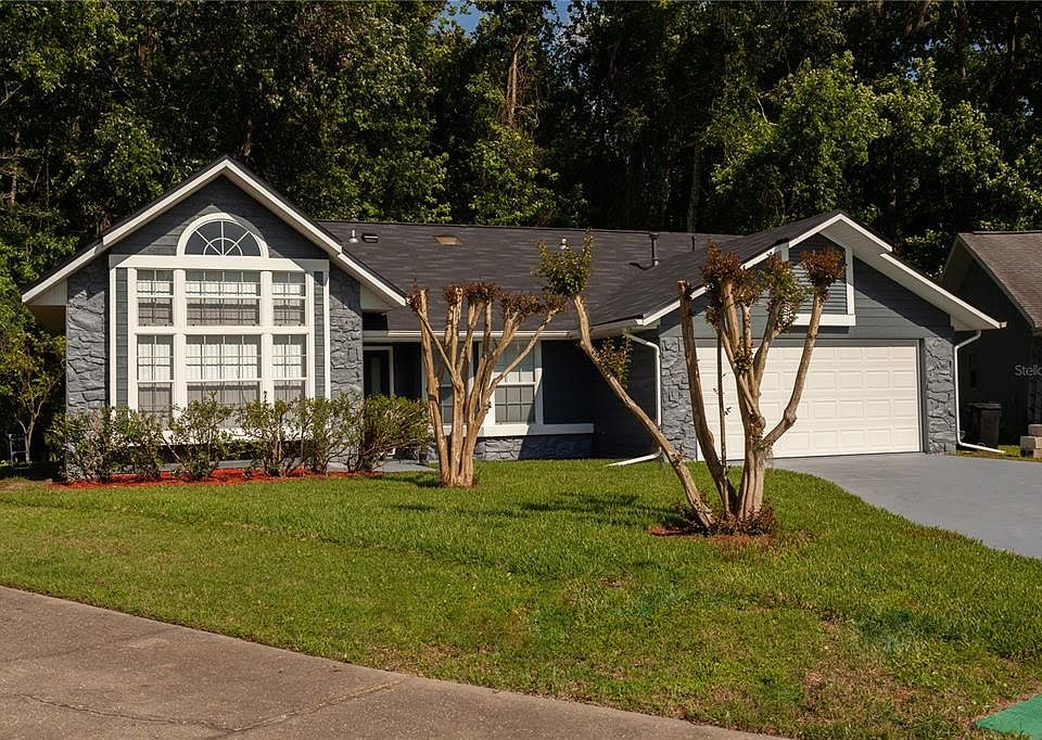 1st image of 5909 NW 43rd Ave