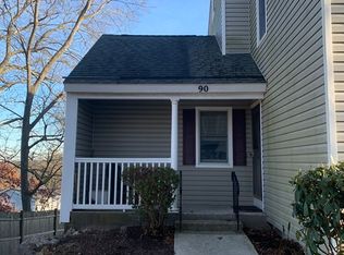 90 Victoria Heights Rd UNIT 90, Hyde Park, MA 02136