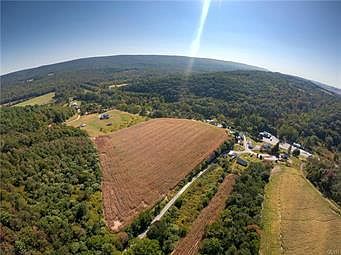 3rd image of 23 Overlook Dr