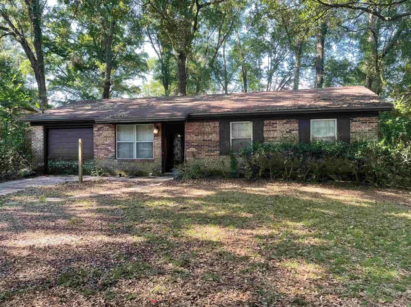 5621 Rustic Dr, Tallahassee, FL 32303