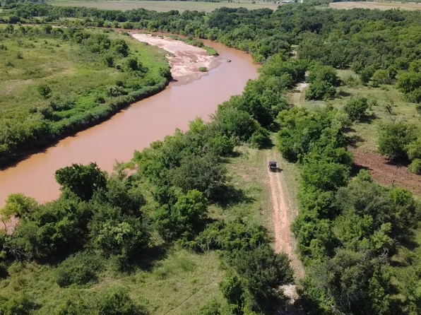 952 Jones Rd, Newcastle, TX 76372