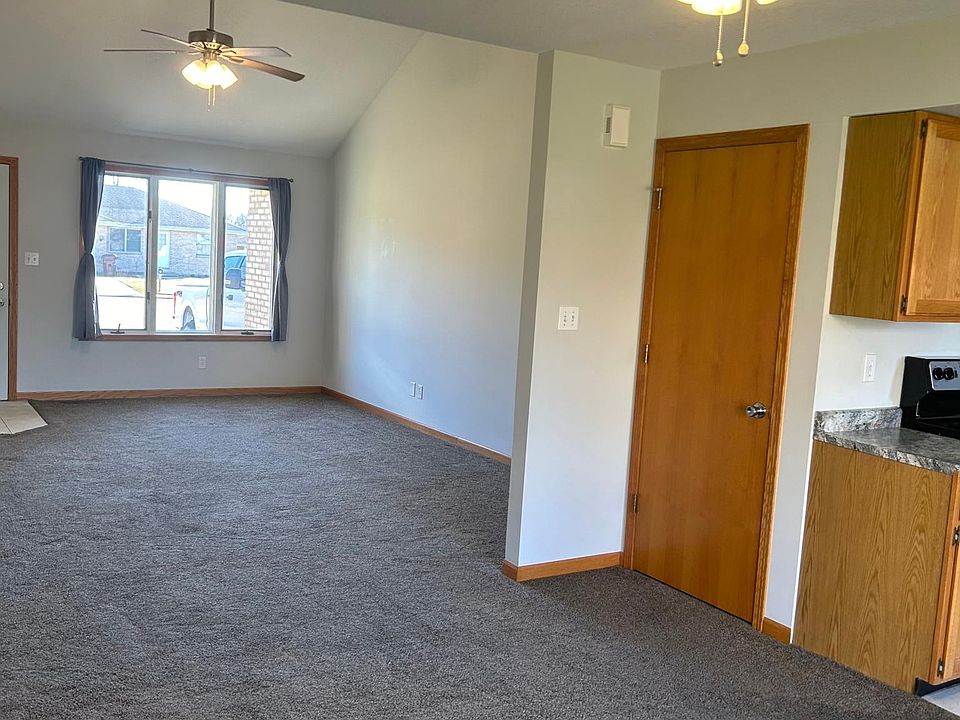 7 Todd Ct Manteno IL Zillow