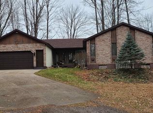 14520 W Gary Rd, Chesaning, MI 48616