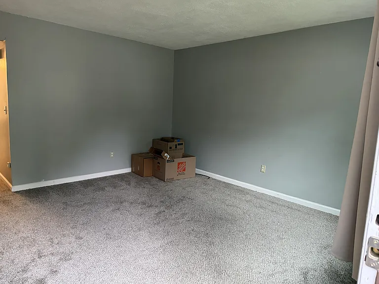 415 Pingree Blvd — Photo 13