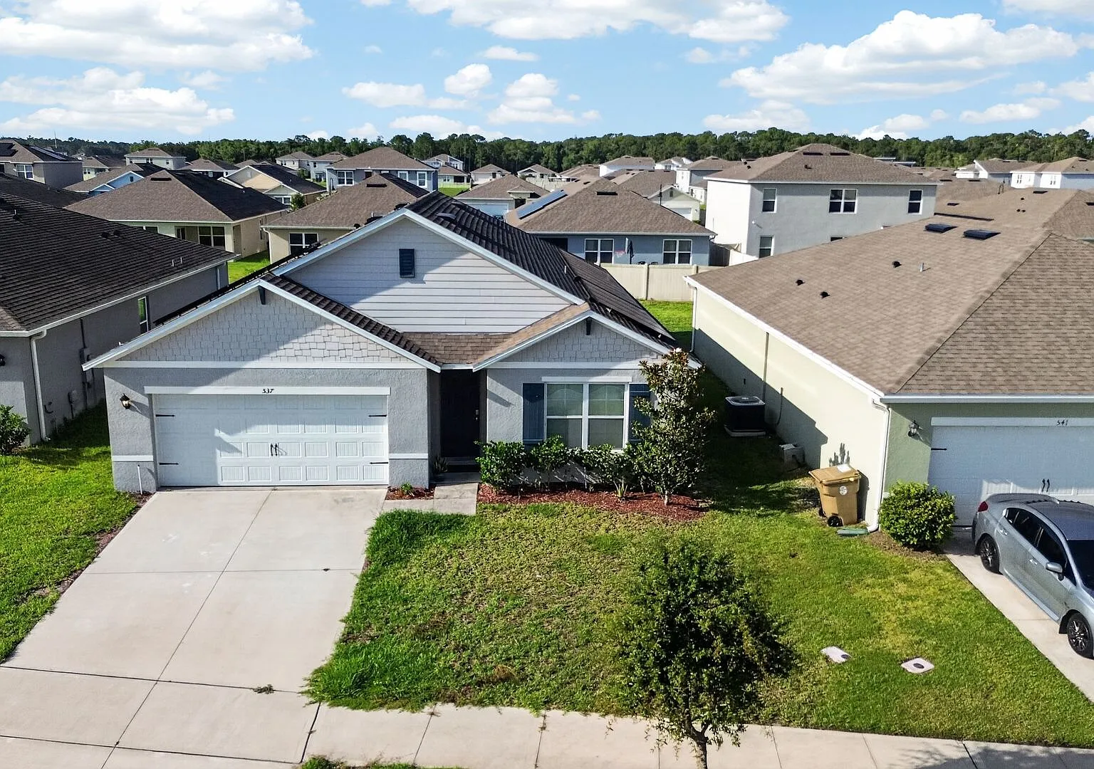 Beautiful 4/2 in St. Cloud with Solar Panels!! Available Now! — Photo 4