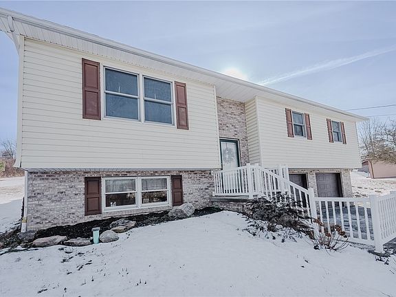 2nd image of 306 Pleasant View Dr