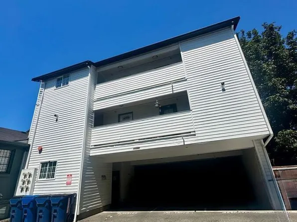 11544 Greenwood Ave N APT 4, Seattle, WA 98133