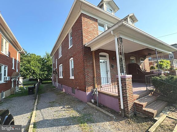 4th image of 17407 Virginia Ave
