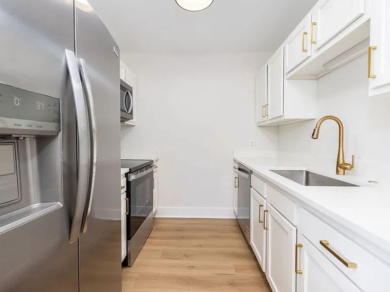 1010 Fiall St — Photo 14