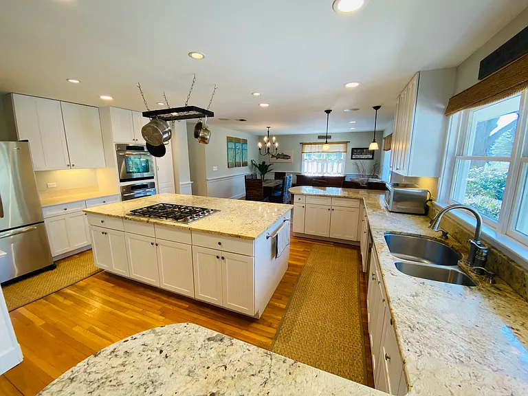 69 Accabonac Rd — Photo 5