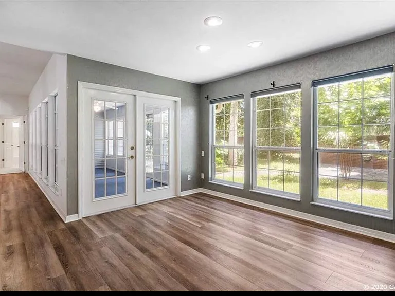 4535 NW 53rd Ln — Photo 5
