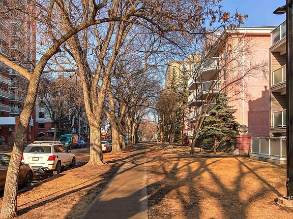 4th image of 10153 117th St NW #203