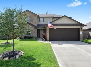 9726 Shimmering Lakes Dr, Rosharon, TX 77583