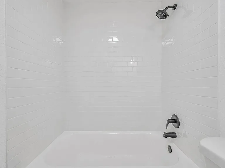 2366 Shelley St #14 — Photo 24