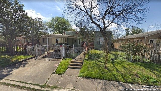 1st image of 3310 Perez St