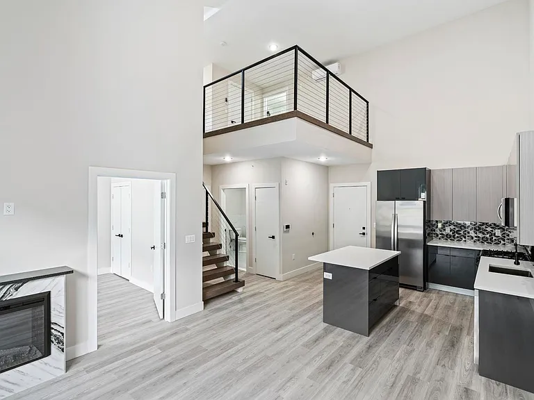 26 Grand St #302 — Photo 9