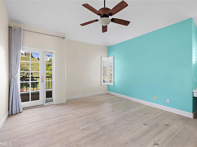 33801 Blessington Ln — Photo 22