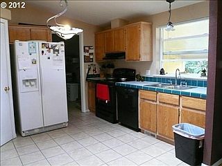 4th image of 319 NW Hayden Ct