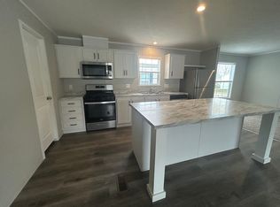 663 Oregon St, Belleville, MI