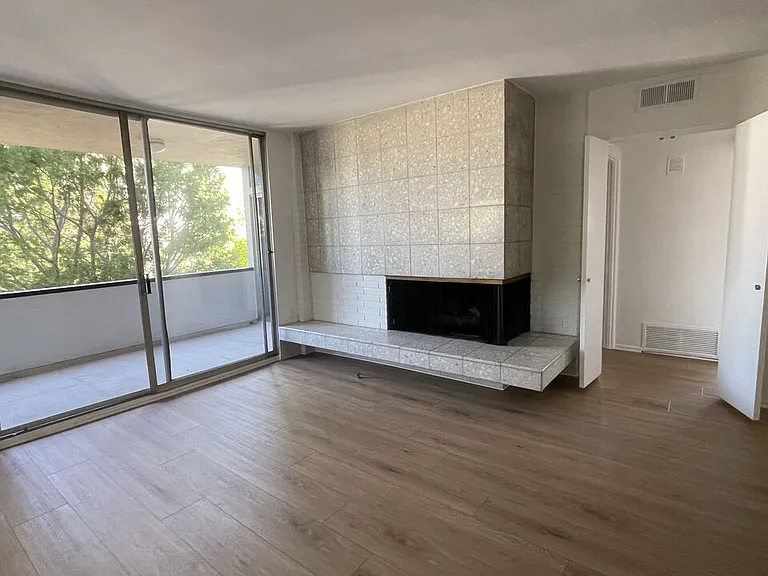 9930 Durant Dr #4 — Photo 2