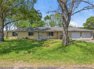 103 E Viser St, Madisonville, TX 77864