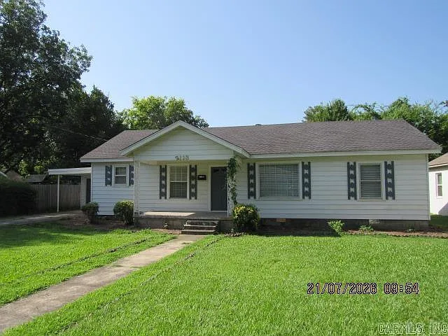 4 bed, 2.0 bath, 1468 sqft, $1,400 — Photo 1