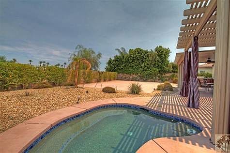 Take a dip or relax in your saltwater spool!
