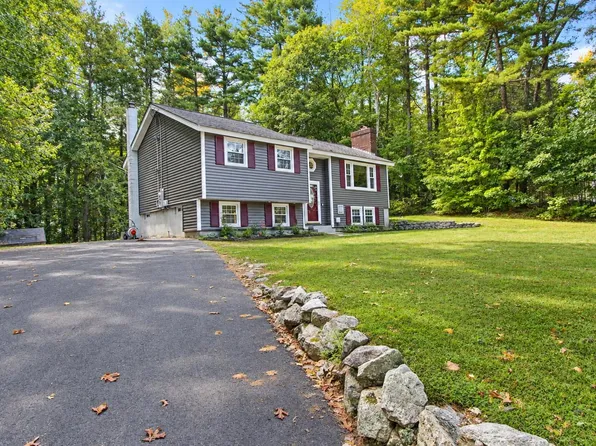 12 Roundtree Drive, Merrimack, NH 03054