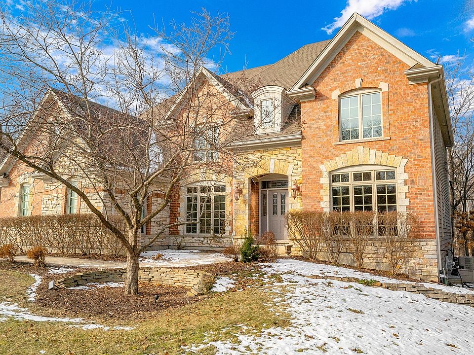 1st image of 2709 Majestic Oaks Ln