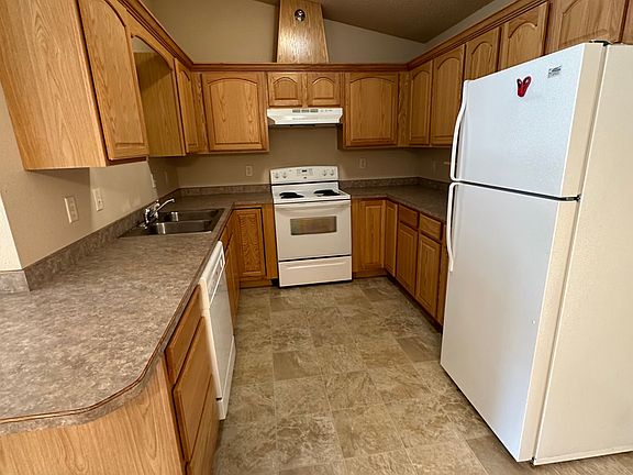 2nd image of 4540 McKenzie Dr SE #12