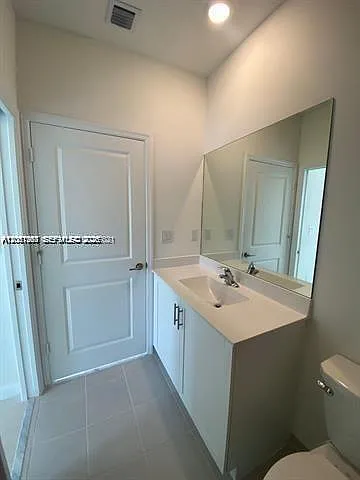 575 NE 208th Ter #575 — Photo 11