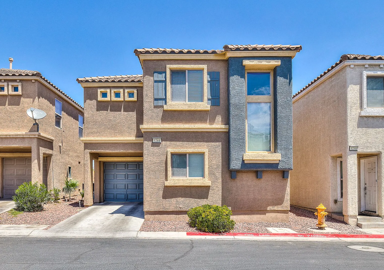 Two-Story 3-Bedroom, 2.5-Bath Home Near Nellis and Hacienda — Photo 1