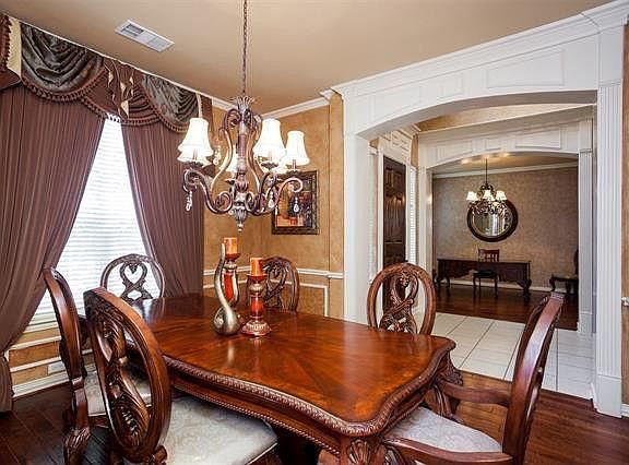 3rd image of 3615 Corkwood Dr
