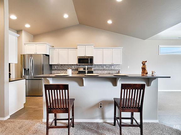 3rd image of 10226 W Shelborne Dr