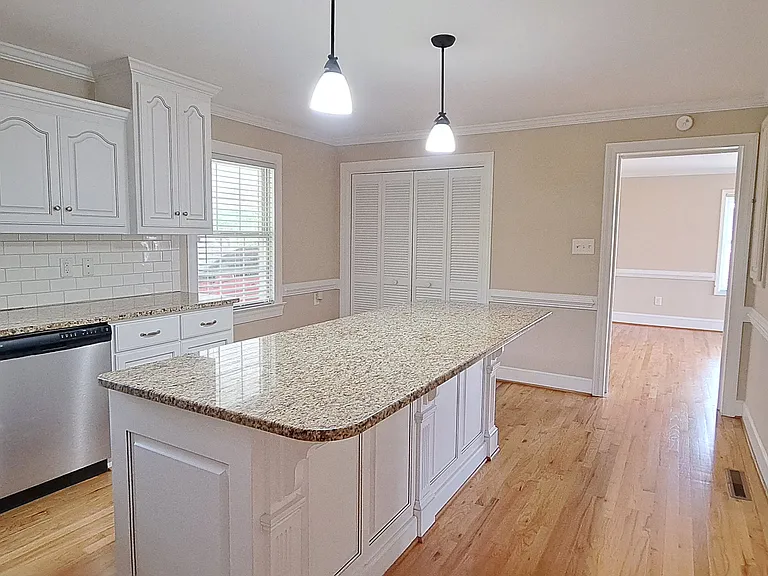 1304 Stockton Rd — Photo 12