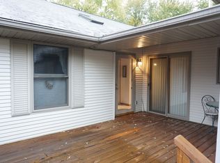 44452 Meadowcreek Ln, Canton, MI 48187