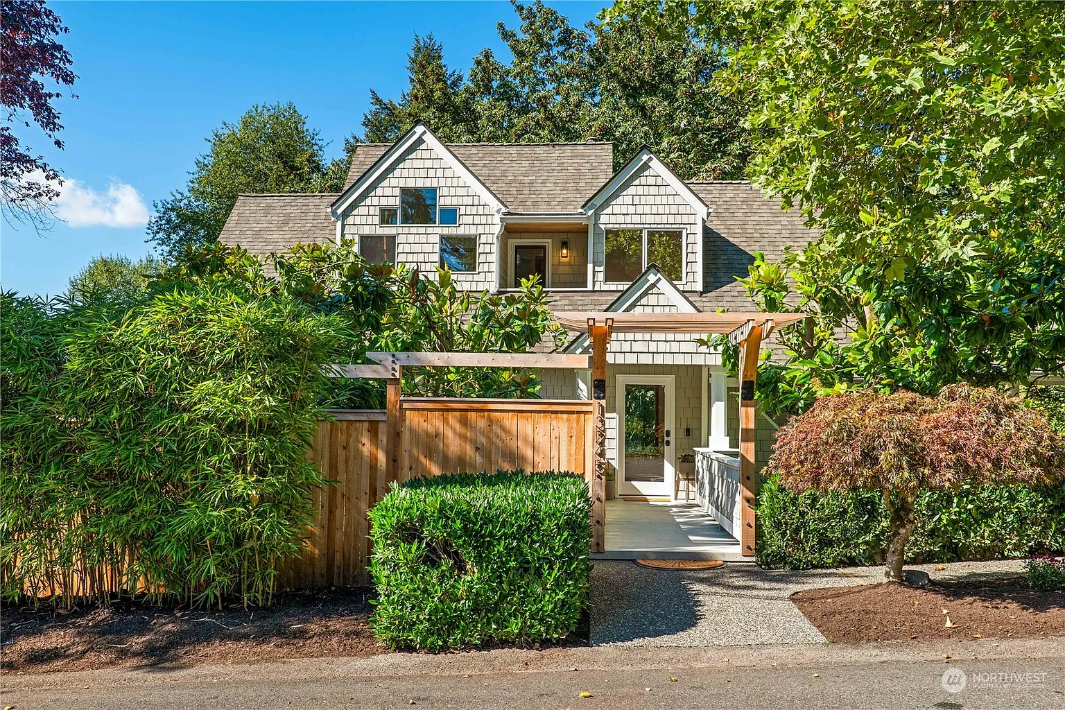 13245 67th Avenue NE photo 1