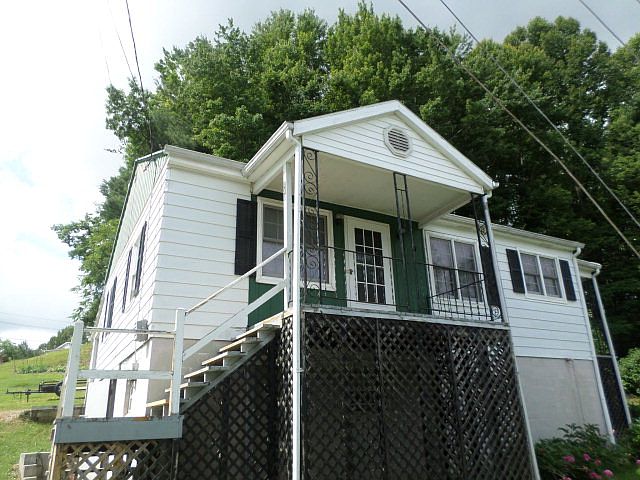 1st image of 110 Carl Jones Dr