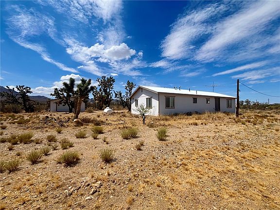 5th image of 18500 N Pueblo Road