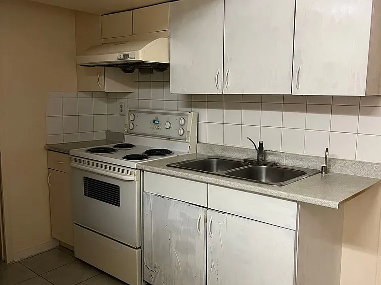 85 Penmarric Pl — Photo 16