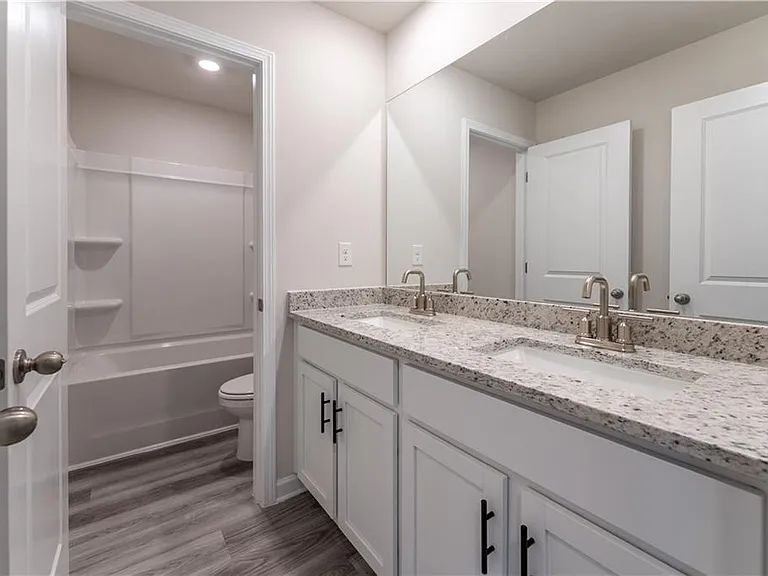 4129 Oakwood Terrace Ct — Photo 29