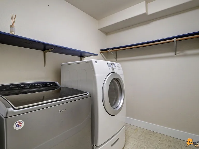 3838 Sycamore Loop — Photo 31