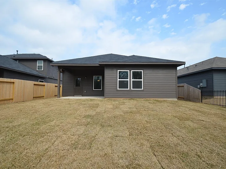 3443 Brazos Falls Dr — Photo 2