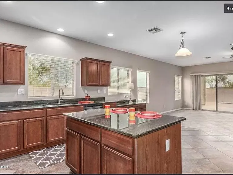 28518 N 26th Dr — Photo 5