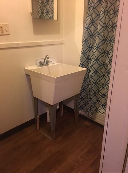 2nd image of 648 N Main St APT C