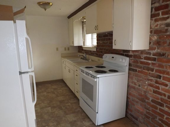 3rd image of 10312 13th Street Ct E