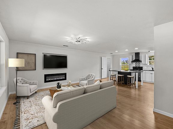3rd image of 119 Tomie St
